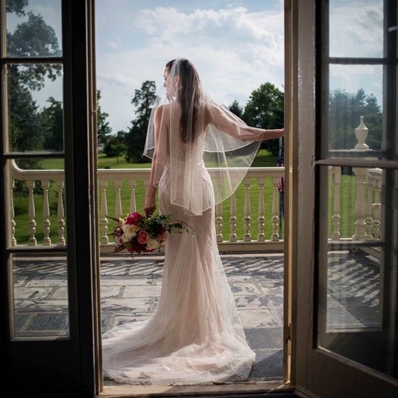 Stunning Hand Beaded Art Deco Wedding Dress (894) - Picture 6 of 16